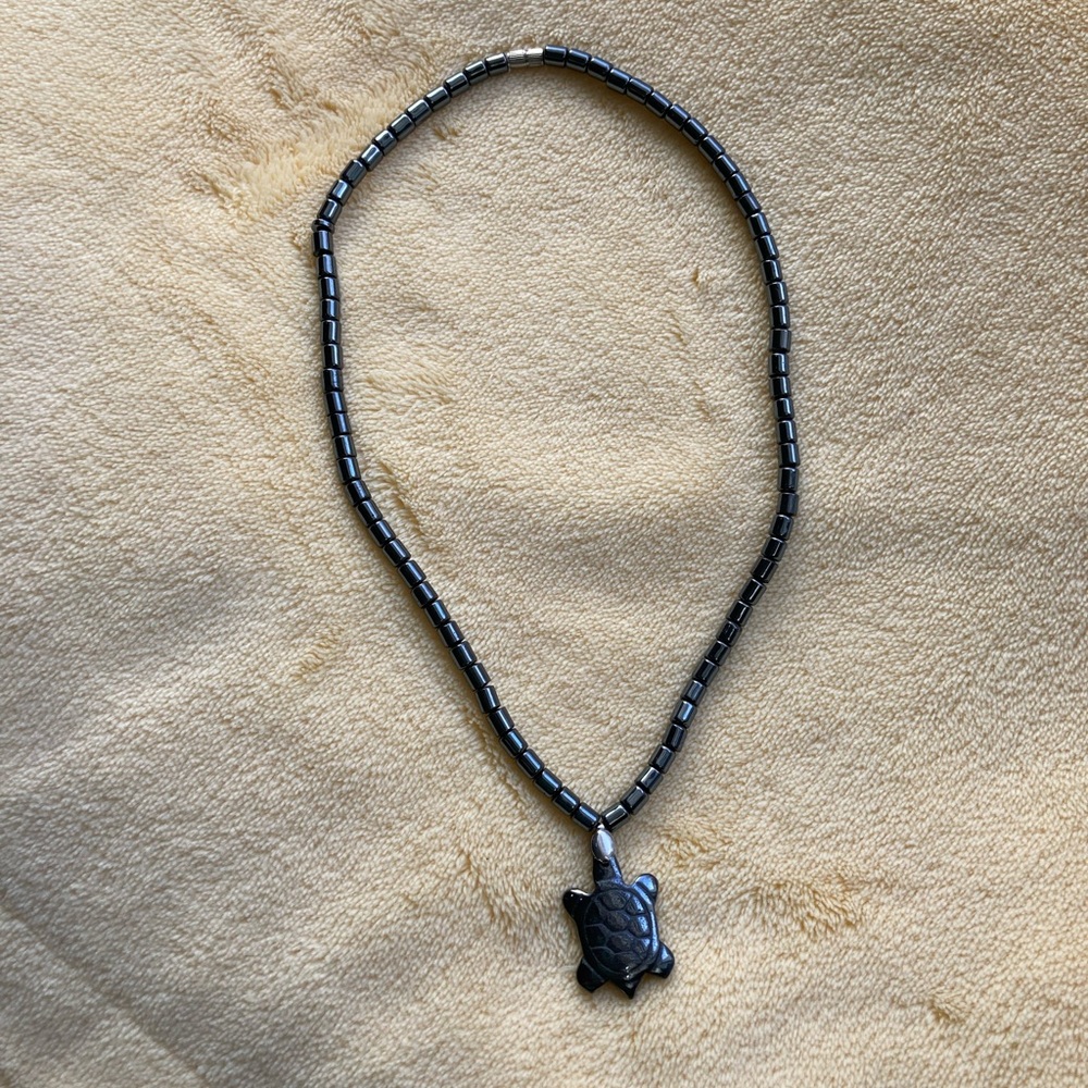 Host Pick Hematite Turtle Necklace - image 4